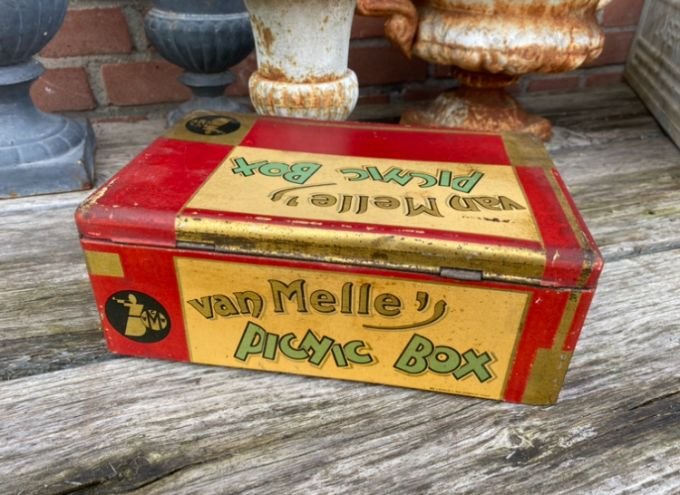 picnic box van melle`s