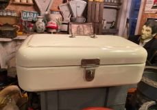 creme emaille broodtrommel